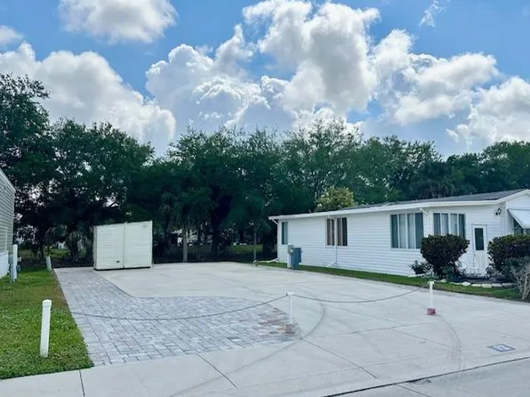 13 Bass LN, NAPLES, FL 34114