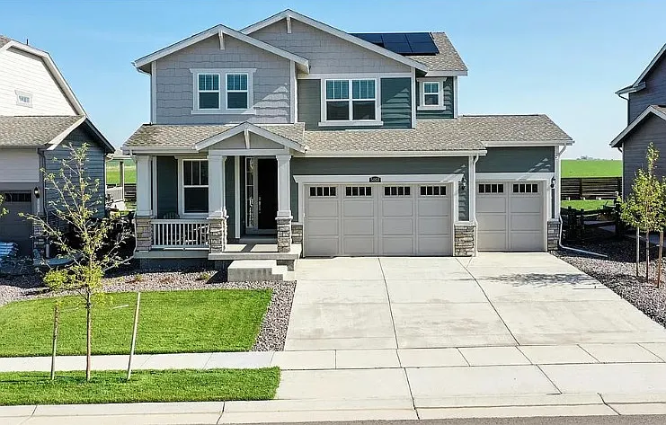 5053 Lake Port Ave — Photo 1