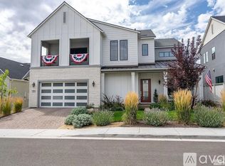 714 W Pleasant Oak Trl, Reno, NV 89511