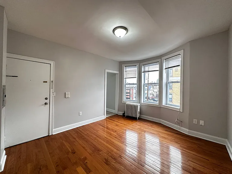 520 Central Ave #7E — Photo 3