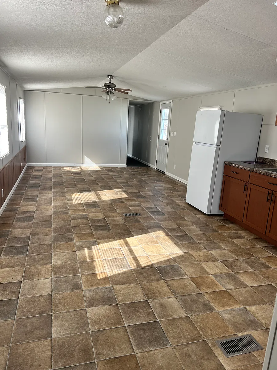 Building Photo - 301 Opal Rd #21