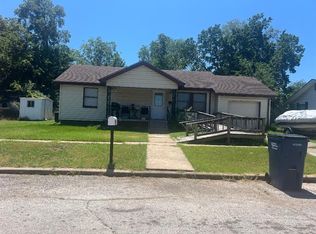 305 W Russell Ave, Seminole, OK 74868