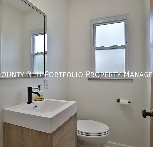 148 S Kellner Rd — Photo 26