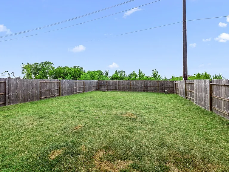 5547 Madden Ln — Photo 19