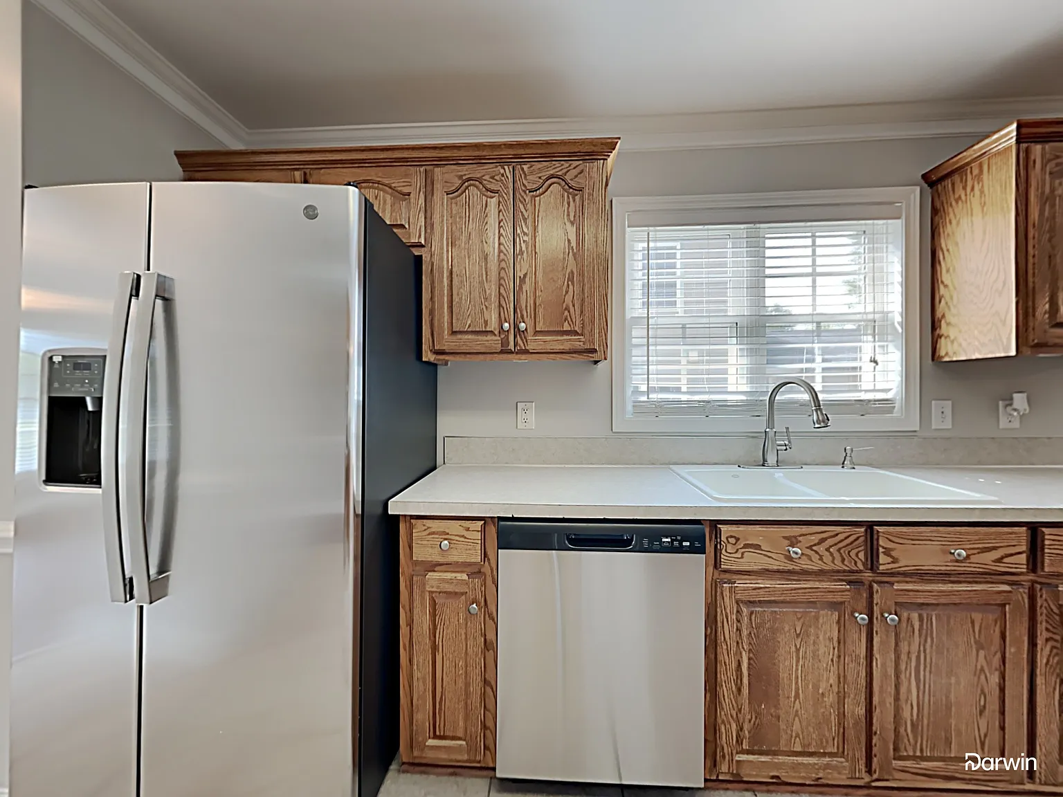 3 bed, 2.5 bath, 1862 sqft, $2,205 — Photo 3