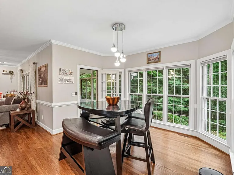 3302 Greencastle Way NE — Photo 10