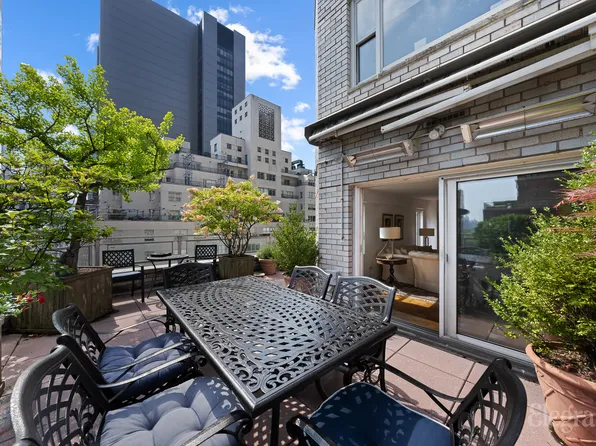 100 West 57th Street image 9 of 13