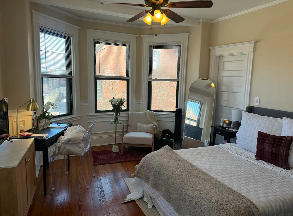 3 bed, 9999 sqft, $5,100 — Photo 4
