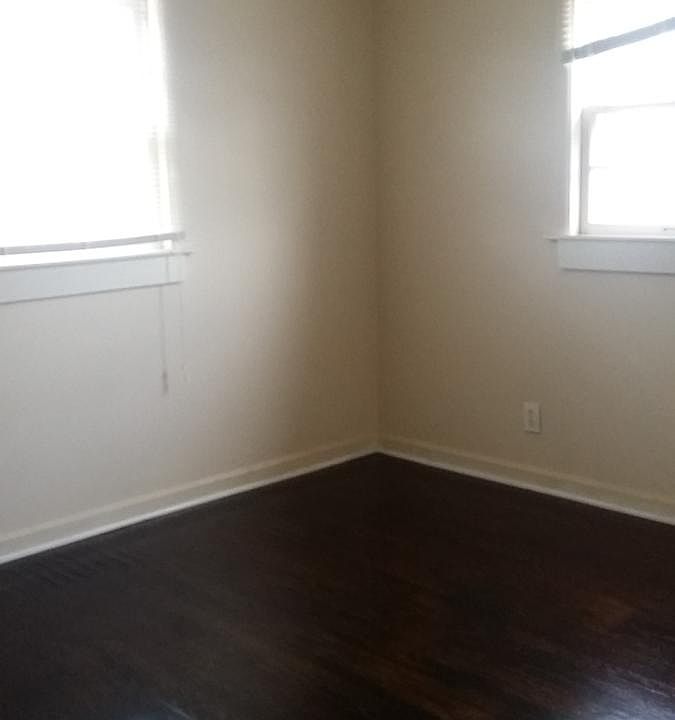 2nd image of 3101 Hunsinger Ln APT 1