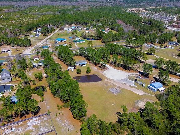 2nd image of 331 The Cove Lane NE