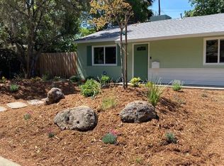 1105 Hampton Rd, Sacramento, CA 95864