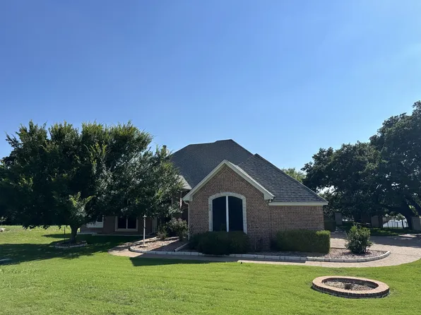 1704 Bentwater Pkwy, Granbury, TX 76049