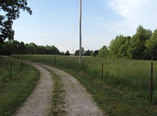 5607 King Ln, Lafayette, TN 37083