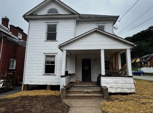 519 Center Ave, Weston, WV 26452