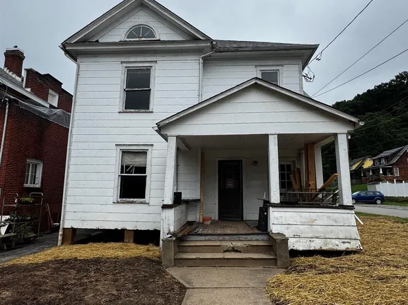 519 Center Ave, Weston, WV 26452