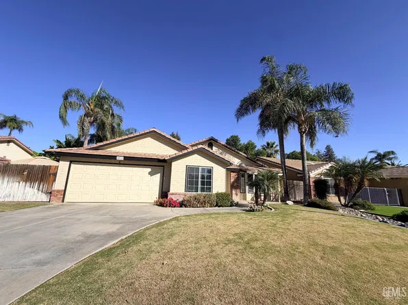 5812 Winter Grove Dr, Bakersfield, CA 93313