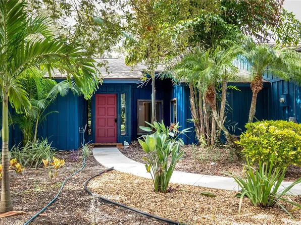 5239 Box Turtle Cir, Sarasota, FL 34232