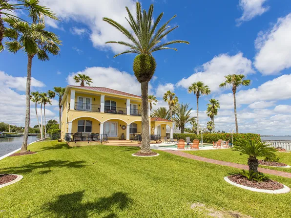 217 Sandy Cir, South Daytona, FL 32119