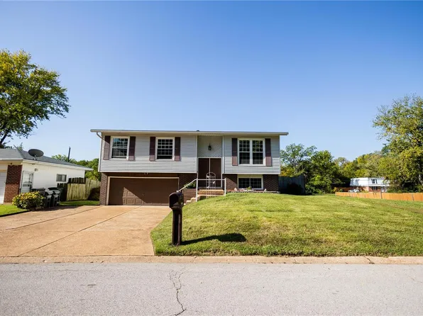 1891 Key West Dr, Arnold, MO 63010