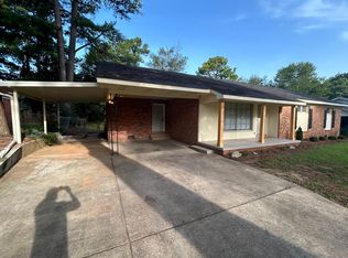 21 Robin Hood Ln, Jackson, TN 38305