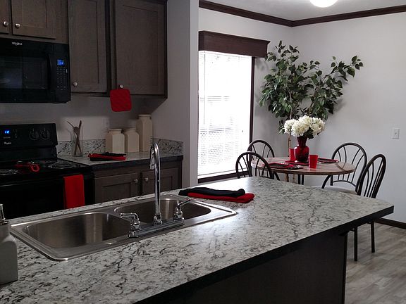 4th image of 321 Bonnie Vue Dr