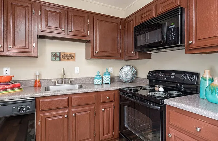 1401 Yellowpine Cir — Photo 14