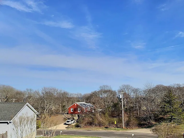 60 S Delrey Rd — Photo 12