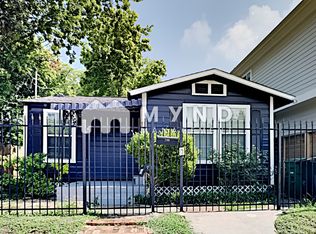 100 E 33rd St, Houston, TX 77018