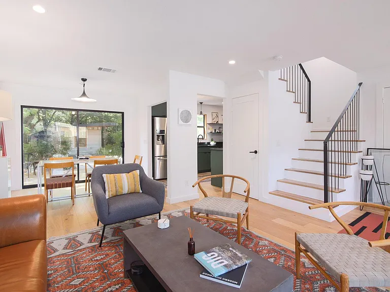 108 Chicon St — Photo 5