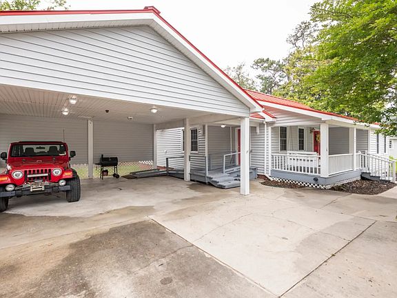 2nd image of 3401 Taylor St