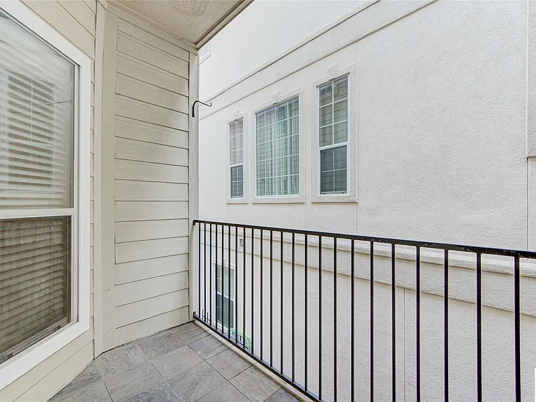 1322 Cohn St — Photo 19