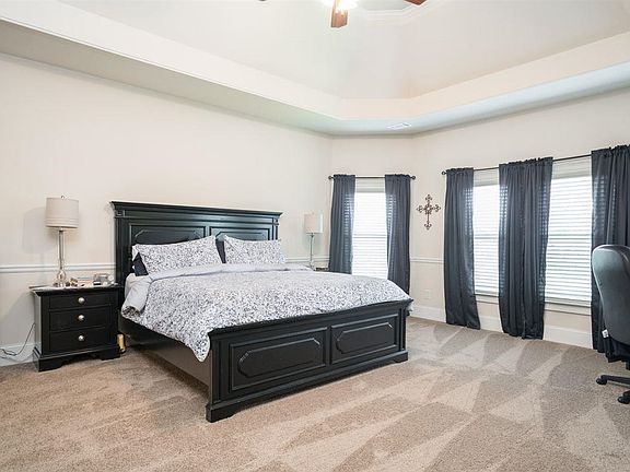 5th image of 112 Tuscany Falls Dr