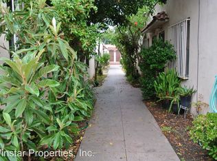 1633 S Burlington Ave, Los Angeles, CA 90006