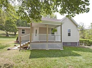 366 Country Club Rd, Washington, PA 15301