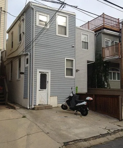 1514 Battery Ave #2 — Photo 2