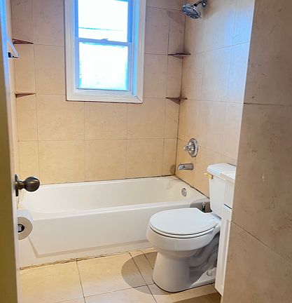 3rd image of 309 N Marshall Ave APT 17