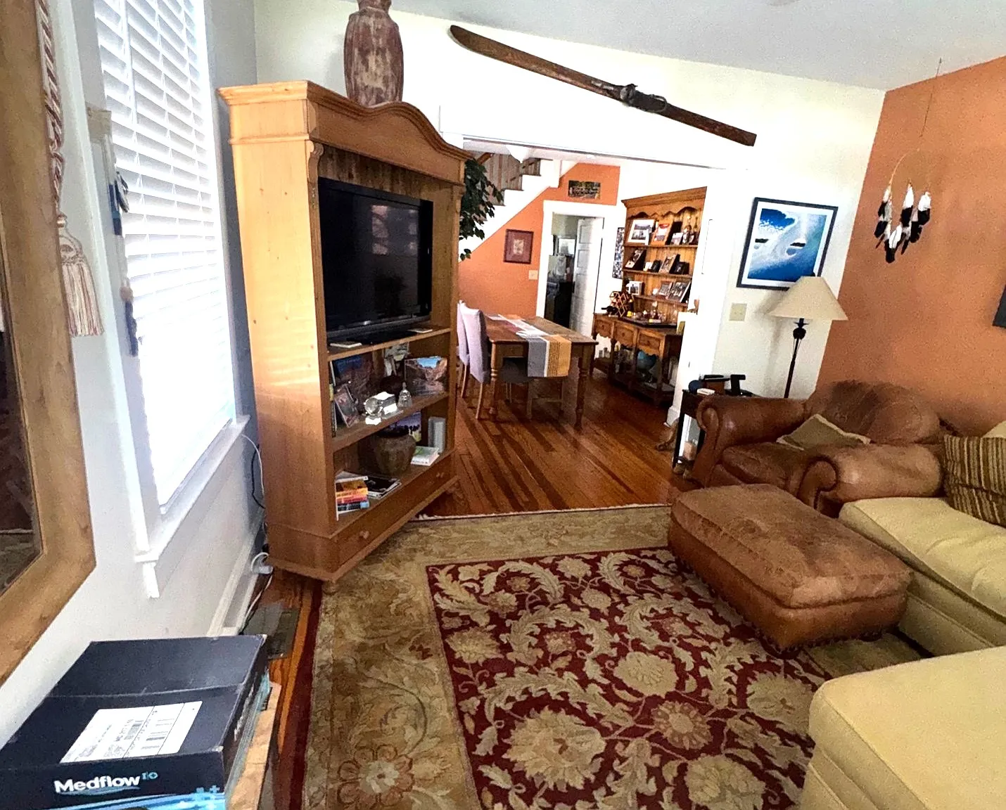 3 bed, 1425 sqft, $2,900 — Photo 2