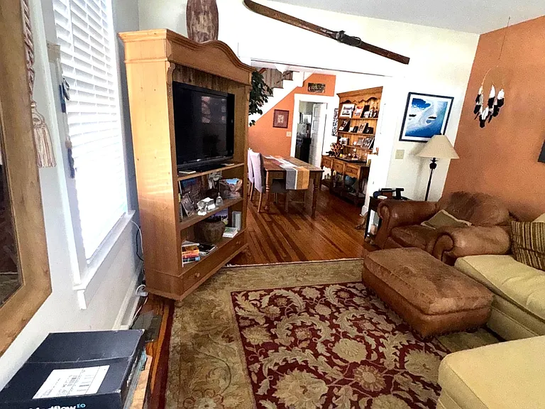802 Trail Ave — Photo 2