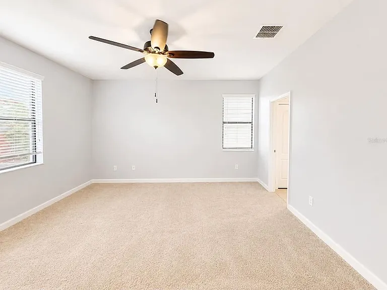 1954 Pantheon Dr — Photo 18