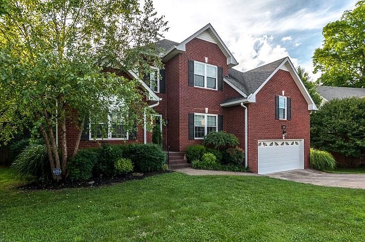 1st image of 1023 Savannah Ct