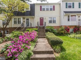 1713 Hart Ct, Crofton, MD 21114