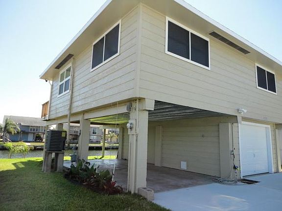 2nd image of 1089 Redfish St