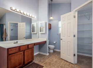 6406 Stableview Pl, Louisville, KY 40228