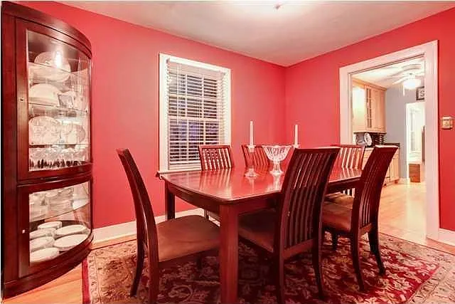 3 bed, 1547 sqft, $2,550 — Photo 3