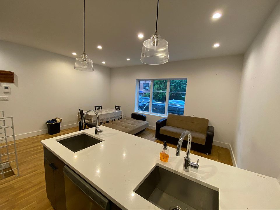 1st image of 1870 E 13th St #1
