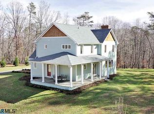 140 Lynx Farm Ln, Charlottesville, VA 22903