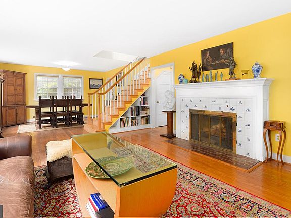 5th image of 2116 Grayson Pl