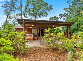 8 Carrier Pl, Asheville, NC 28806