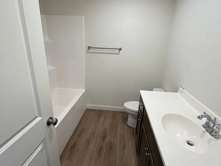 15410 Corbin Ct #A — Photo 18