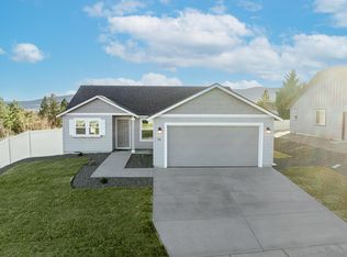 901 Annajean Ave, Benton City, WA